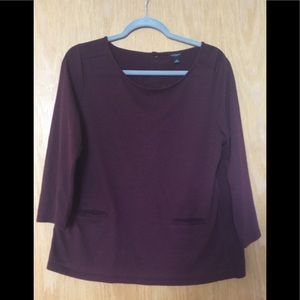 Cute Ann Taylor top, burgundy, size M